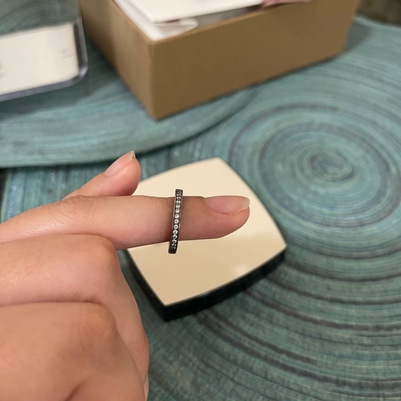 Bundle,beautiful Pandora Earrings in excellent condition ♥️ - Picture 11 of 12